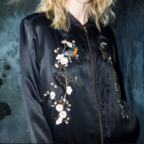 Zara embroidered jacket - Picture 5 of 8
